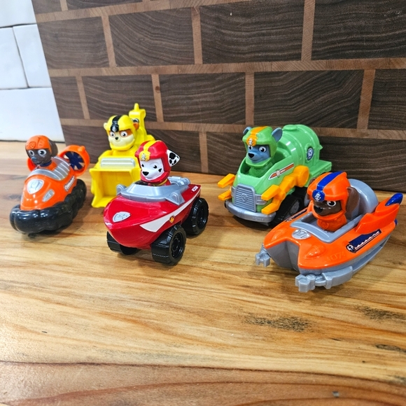 Paw Patrol Toys Paw Patrol Rescue Racers Sea Patrol Pup